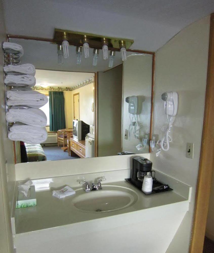 Cassville Budget Inn Kültér fotó